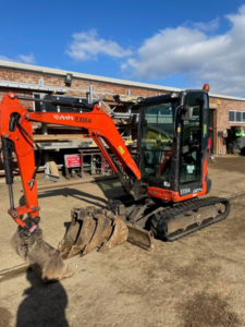 Kubota U27-4 – Équipement compact de chantier