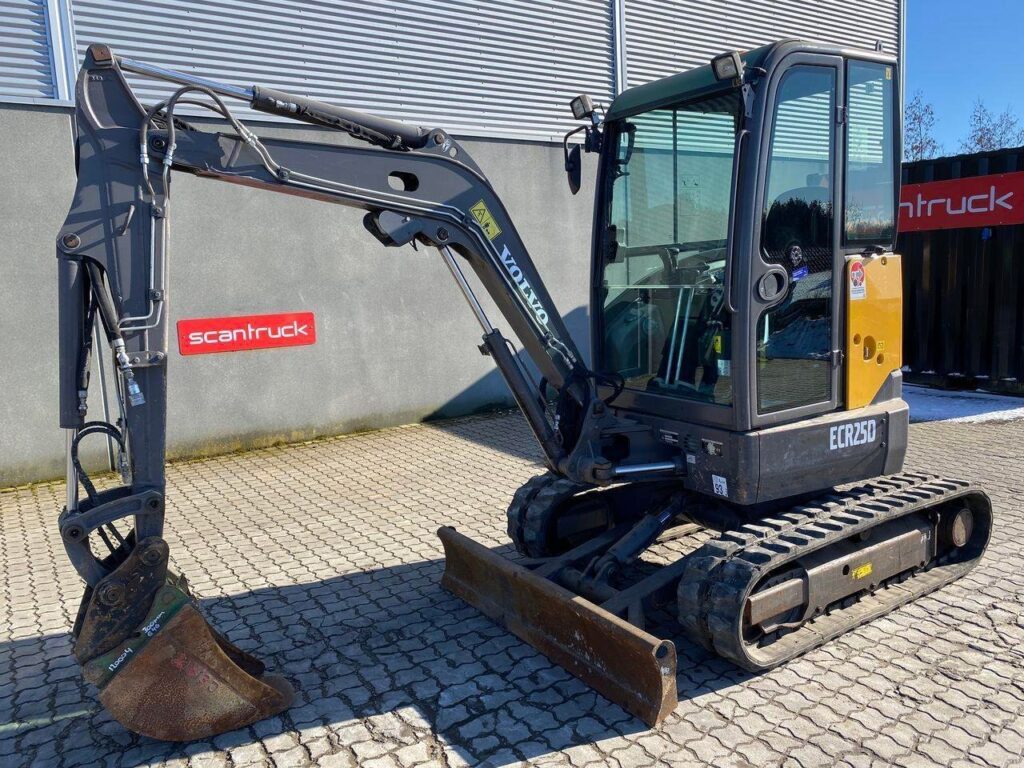 Volvo ECR25