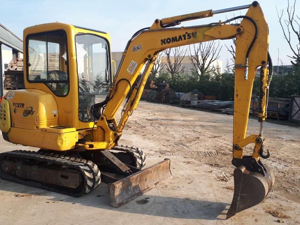 KOMATSU PC27R