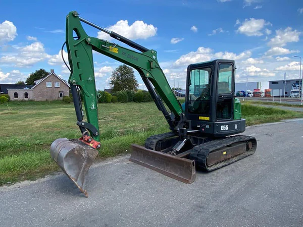 BOBCAT E55