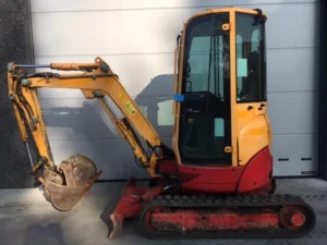 YANMAR VIO20-4