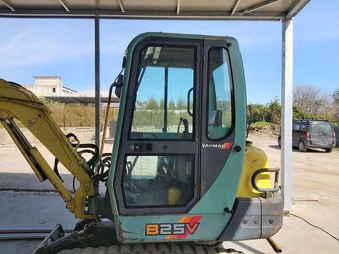Yanmar B25V
