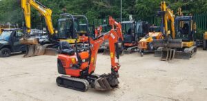 KUBOTA K008-3 + 3 GODETS