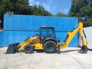 Case 580 SR – Équipement de chantier polyvalent